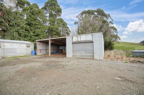 Photo of property in 40 Whyte Road, Happy Valley, Tuatapere, 9691