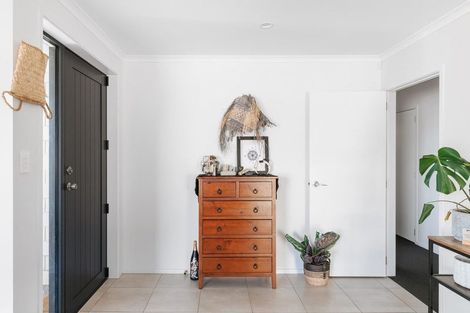 Photo of property in 78 Bert Wall Drive, Omokoroa, 3114