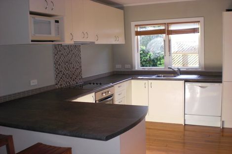 Photo of property in 28 Oldham Avenue, Onekawa, Napier, 4110