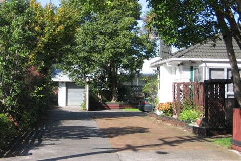 Photo of property in 6 Evelyn Street, Papatoetoe, Auckland, 2025