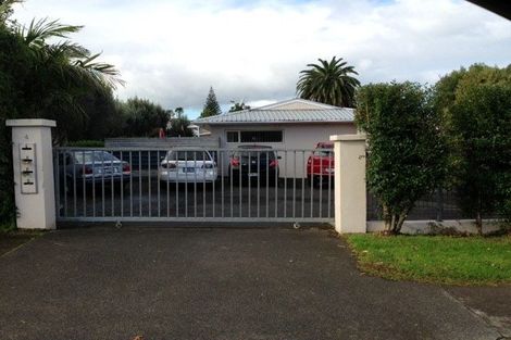 Photo of property in 2/4 Meadow Street, Mount Wellington, Auckland, 1062