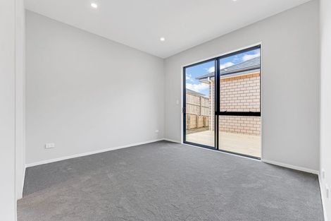 Photo of property in 8 Titchmarsh Lane, Pokeno, 2402