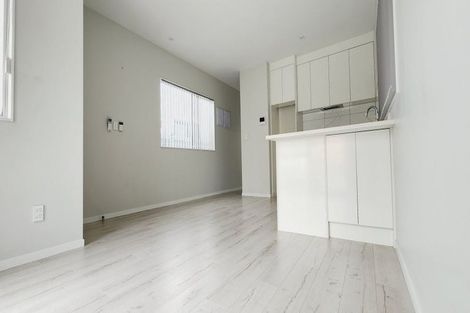 Photo of property in 27 Matakohe Road, Westgate, Auckland, 0814