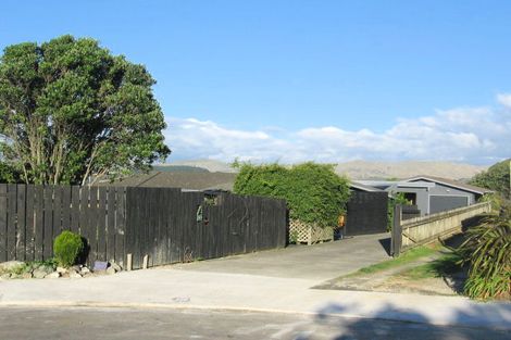 Photo of property in 10 Patiki Place, Titahi Bay, Porirua, 5022