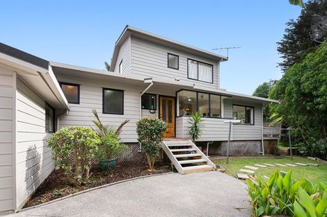 Photo of property in 99a Redoubt Road, Goodwood Heights, Auckland, 2105