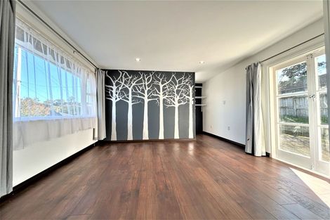 Photo of property in 2/24 Holbrook Street, Blockhouse Bay, Auckland, 0600