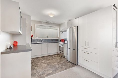 Photo of property in 74 Farrington Avenue, Bishopdale, Christchurch, 8053