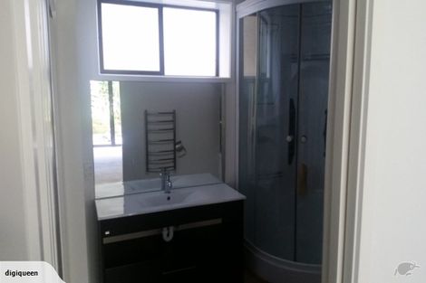 Photo of property in 1/32 Killarney Avenue, Torbay, Auckland, 0630