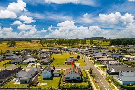 Photo of property in 84 Huka Heights Drive, Rangatira Park, Taupo, 3330