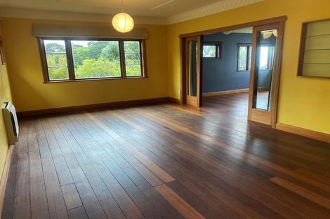 Photo of property in 73 Todman Street, Brooklyn, Wellington, 6021