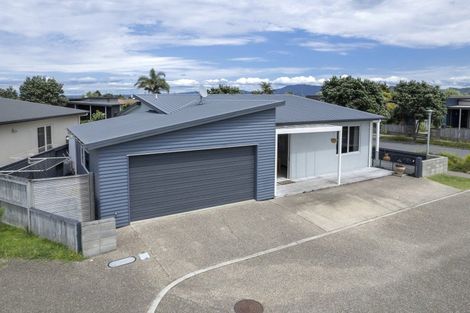 Photo of property in 45 Spinifex Street, Papamoa Beach, Papamoa, 3118