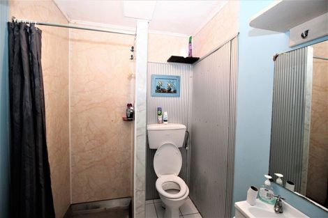 Photo of property in 54 Mclean Street, Woodville, 4920