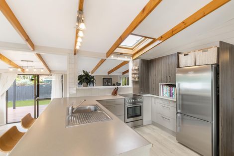 Photo of property in 165 Carnoustie Drive, Wattle Downs, Auckland, 2103