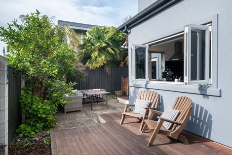 Photo of property in 9a Avenue Road, Greenmeadows, Napier, 4112