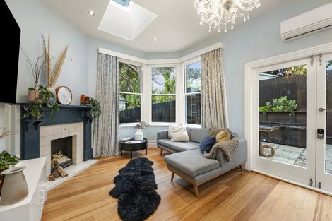 Photo of property in 7 Manley Terrace, Newtown, Wellington, 6021
