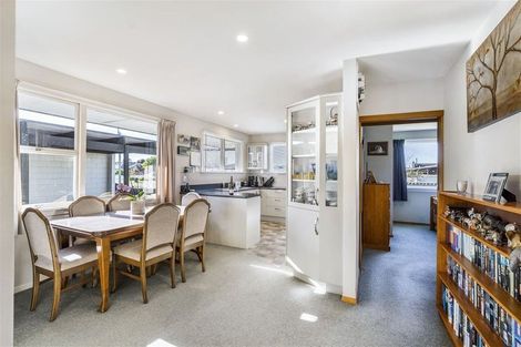 Photo of property in 69 Cotswold Avenue, Bishopdale, Christchurch, 8053