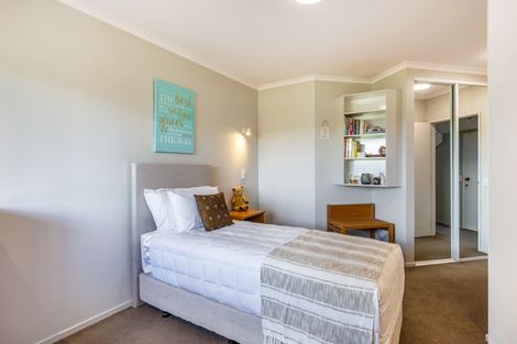 Photo of property in 69 Arrowsmith Avenue, Waipahihi, Taupo, 3330