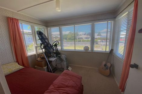 Photo of property in 7 Princess Street, Dannevirke, 4930