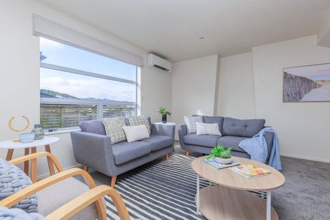 Photo of property in 10 Erlestoke Crescent, Churton Park, Wellington, 6037