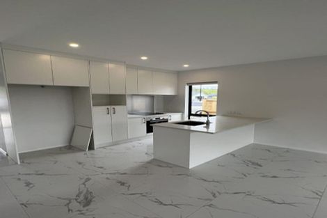 Photo of property in 9 Rongomai Street, Helensville, 0800