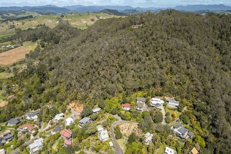 Photo of property in 8 Patricia Place, Hahei, Whitianga, 3591