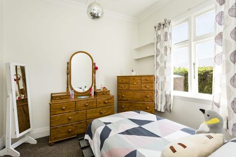 Photo of property in 17 Kiwi Street, Saint Leonards, Dunedin, 9022