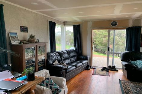 Photo of property in 79 Longs Road, Hikurangi, 0181