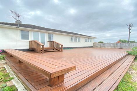 Photo of property in 48 Arimu Road, Papakura, 2110