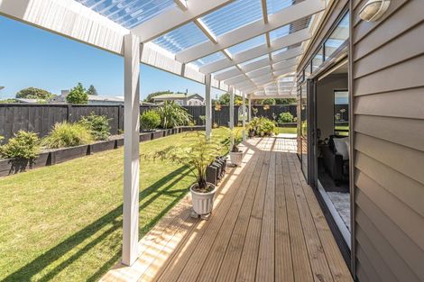 Photo of property in 13 Kamahi Street, Castlecliff, Whanganui, 4501