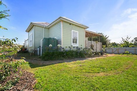 Photo of property in 50 Kimber Street, Halcombe, Feilding, 4779