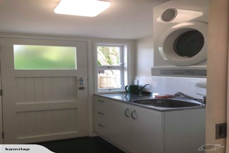 Photo of property in 2/9 College Road, Northcote, Auckland, 0627