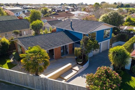 Photo of property in 6 Chilton Drive, Mairehau, Christchurch, 8052