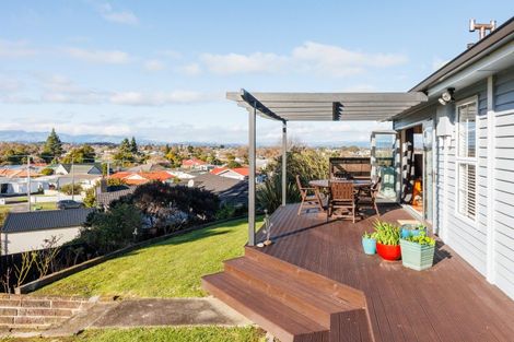 Photo of property in 120 West Street, Feilding, 4702