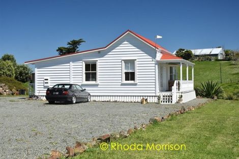 Photo of property in 2 Emay Crescent, Pahi, Paparoa, 0571