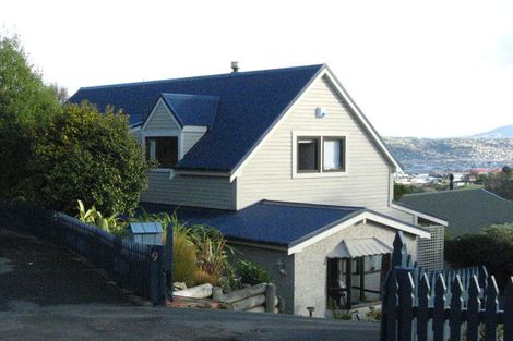 Photo of property in 9 Calvert Place, Shiel Hill, Dunedin, 9013