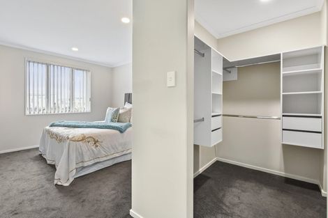 Photo of property in 12 Saddleback Crescent, Papakura, 2110