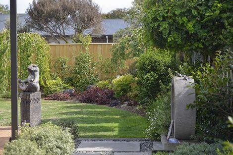 Photo of property in 1 Madison Street, Carterton, 5713