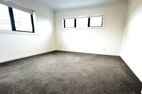 Photo of property in 38 Kervil Avenue, Te Atatu Peninsula, Auckland, 0610