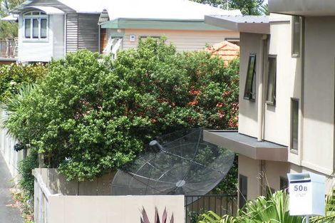 Photo of property in 2/50 Onepoto Road, Hauraki, Auckland, 0622