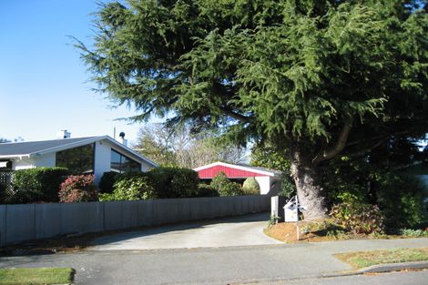 Photo of property in 16 Renwick Place, Hillmorton, Christchurch, 8025
