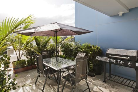 Photo of property in 112/3 Morningside Drive, Morningside, Auckland, 1025