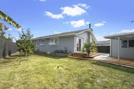 Photo of property in 17 Winsford Street, Manurewa, Auckland, 2102