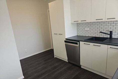 Photo of property in 88 Victoria Street, Carterton, 5713
