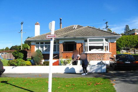 Photo of property in 1 Glenross Street, Glenross, Dunedin, 9011