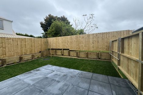 Photo of property in 9/3 Eskdale Road, Birkdale, Auckland, 0626