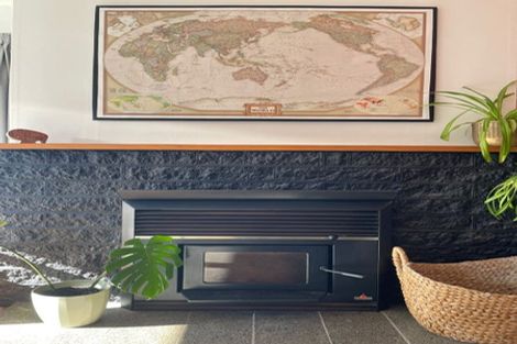 Photo of property in 33 Queens Road, Stepneyville, Nelson, 7010