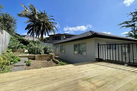 Photo of property in 12 Jandell Crescent, Bucklands Beach, Auckland, 2014