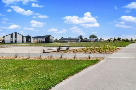 Photo of property in 11 El Patron Lane, Halswell, Christchurch, 8025