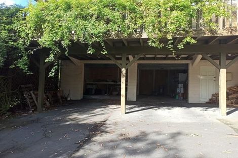 Photo of property in 130 Gladstone Road, Dalmore, Dunedin, 9010