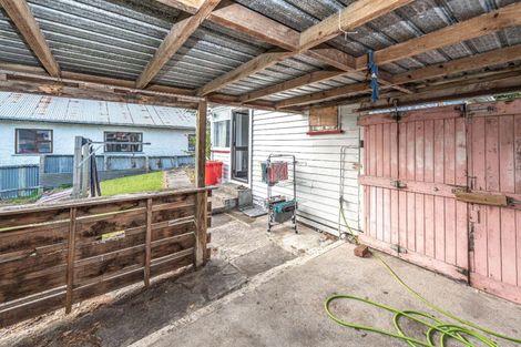 Photo of property in 6 Harper Street, Gonville, Whanganui, 4501